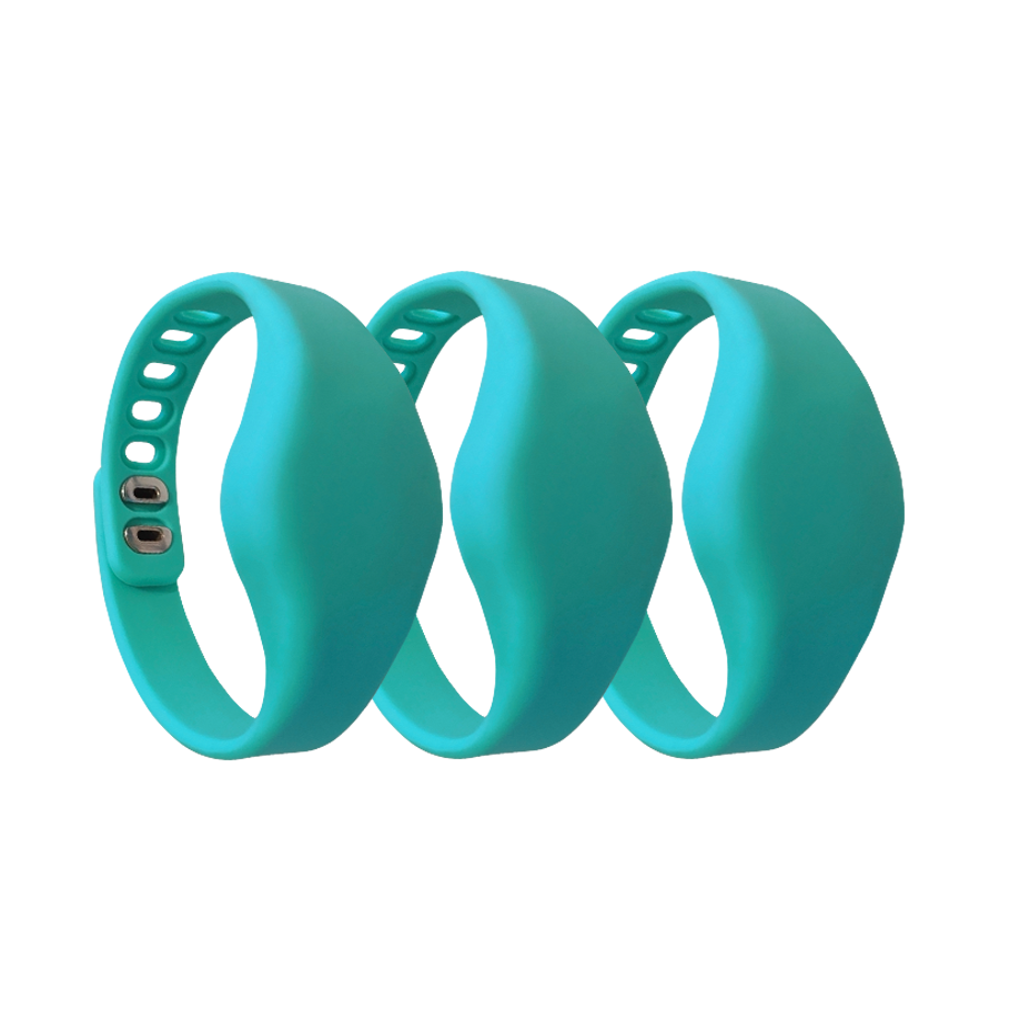 MOKI_product_bands_3-shot_aqua_928x928_481a1b58-d4c3-4f47-be9e-78933c1e4c35.png